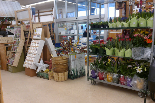 Pet Supply Store «CountryMax - Geneseo», reviews and photos, 4101 Lakeville Rd, Geneseo, NY 14454, USA