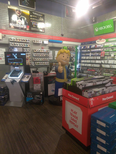 Video Game Store «GameStop», reviews and photos, 286 Garfield Ave #18, Cranston, RI 02920, USA