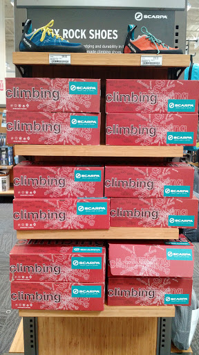 Camping Store «REI», reviews and photos, 8490 Castleton Corner Dr, Indianapolis, IN 46250, USA