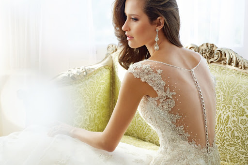 Bridal Shop «Amour Bridal», reviews and photos, 601 E Whitestone Blvd #408, Cedar Park, TX 78613, USA