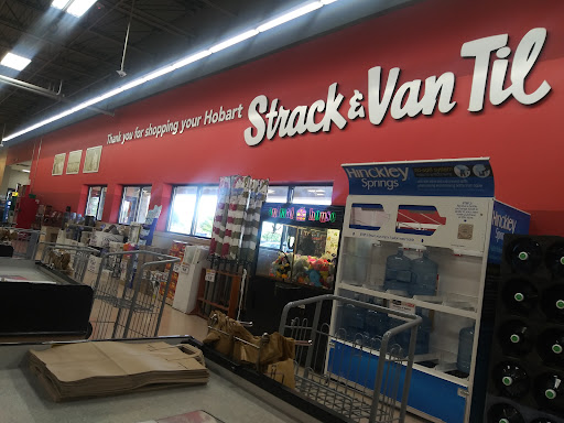 Grocery Store «Strack & Van Til Food Market And Cafe And Deli», reviews and photos, 7760 E 37th Ave, Hobart, IN 46342, USA
