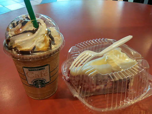 Book Store «Barnes & Noble Booksellers Hillside Village», reviews and photos, 305 Farm to Market Road 1382 #520, Cedar Hill, TX 75104, USA