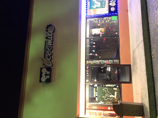 Ice Cream Shop «Icesmile Tampa», reviews and photos, 1512 E Fowler Ave, Tampa, FL 33612, USA