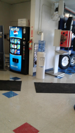Tire Shop «Firestone Complete Auto Care», reviews and photos, 205 10th St SE, Cedar Rapids, IA 52403, USA