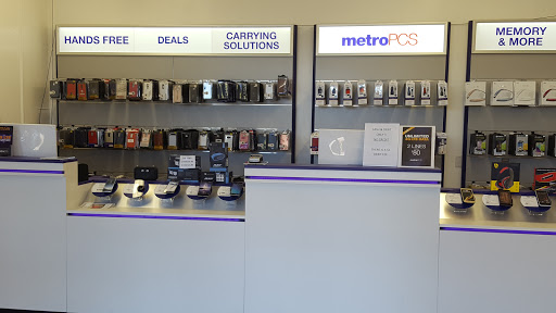 Cell Phone Store «MetroPCS Authorized Dealer», reviews and photos, 1566 Fitzgerald Dr, Pinole, CA 94564, USA