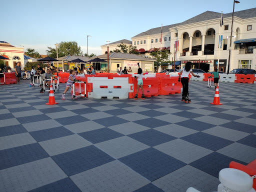 Shopping Mall «The Shops at Atlas Park», reviews and photos, 8000 Cooper Ave, Glendale, NY 11385, USA