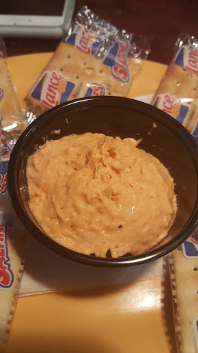 Restaurant «Fudpuckers Beachside Bar & Grill», reviews and photos, 20001 Emerald Coast Pkwy, Destin, FL 32541, USA