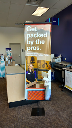 Print Shop «FedEx Office Print & Ship Center», reviews and photos, 1233 NE 48th Ave, Hillsboro, OR 97124, USA
