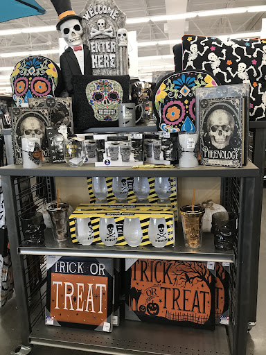 Home Goods Store «Tuesday Morning», reviews and photos, 10953 N Frank Lloyd Wright Blvd, Scottsdale, AZ 85259, USA