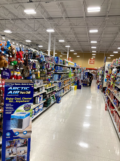 Supermarket «Giant Eagle Supermarket», reviews and photos, 21593 Lorain Rd, Fairview Park, OH 44126, USA