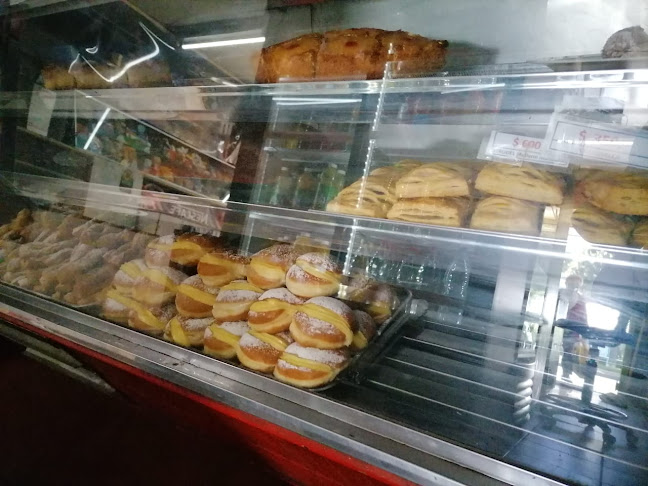 Opiniones de Panaderia Los Fresnos en Concepción - Supermercado