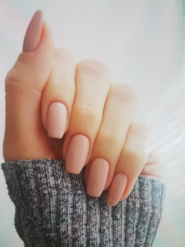 Elegant Nails - Beauty salon