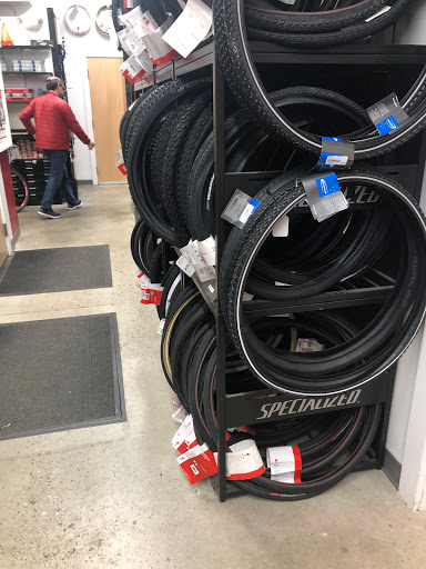 Bicycle Store «Cycle Loft», reviews and photos, 43 Middlesex Turnpike, Burlington, MA 01803, USA