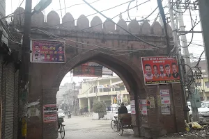 Khajuri Gate image