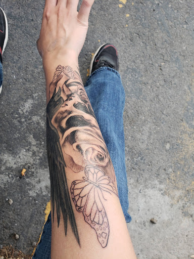 Tattoo and Piercing Shop «Siren Song Tattoo», reviews and photos, 295 W 200 S St, Pleasant Grove, UT 84062, USA