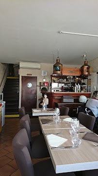 Atmosphère du Restaurant méditerranéen Restaurant Le Chalut à Martigues - n°7