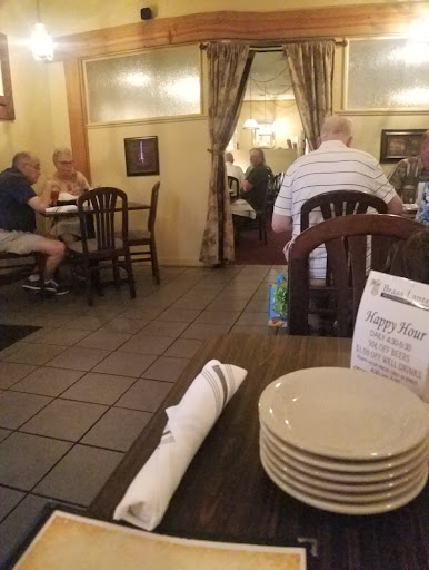 American Restaurant «The Brass Lantern Restaurant and Lounge», reviews and photos, 79 Chestnut Hill Rd, Crossville, TN 38555, USA