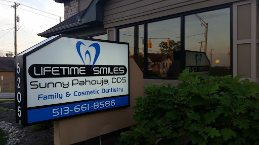 Lifetime Smiles: Sunny Pahouja DDS