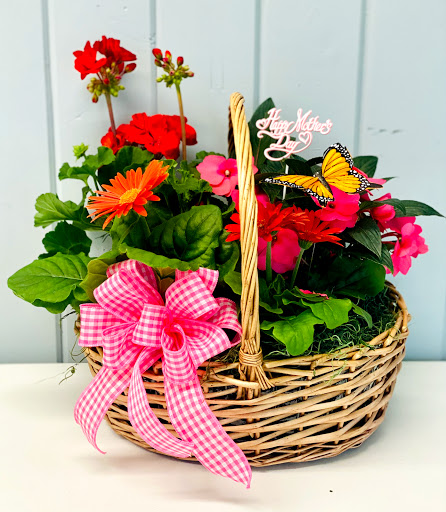 Florist «Tall Tree Floral Designs», reviews and photos, 143 Medford Ave, Patchogue, NY 11772, USA