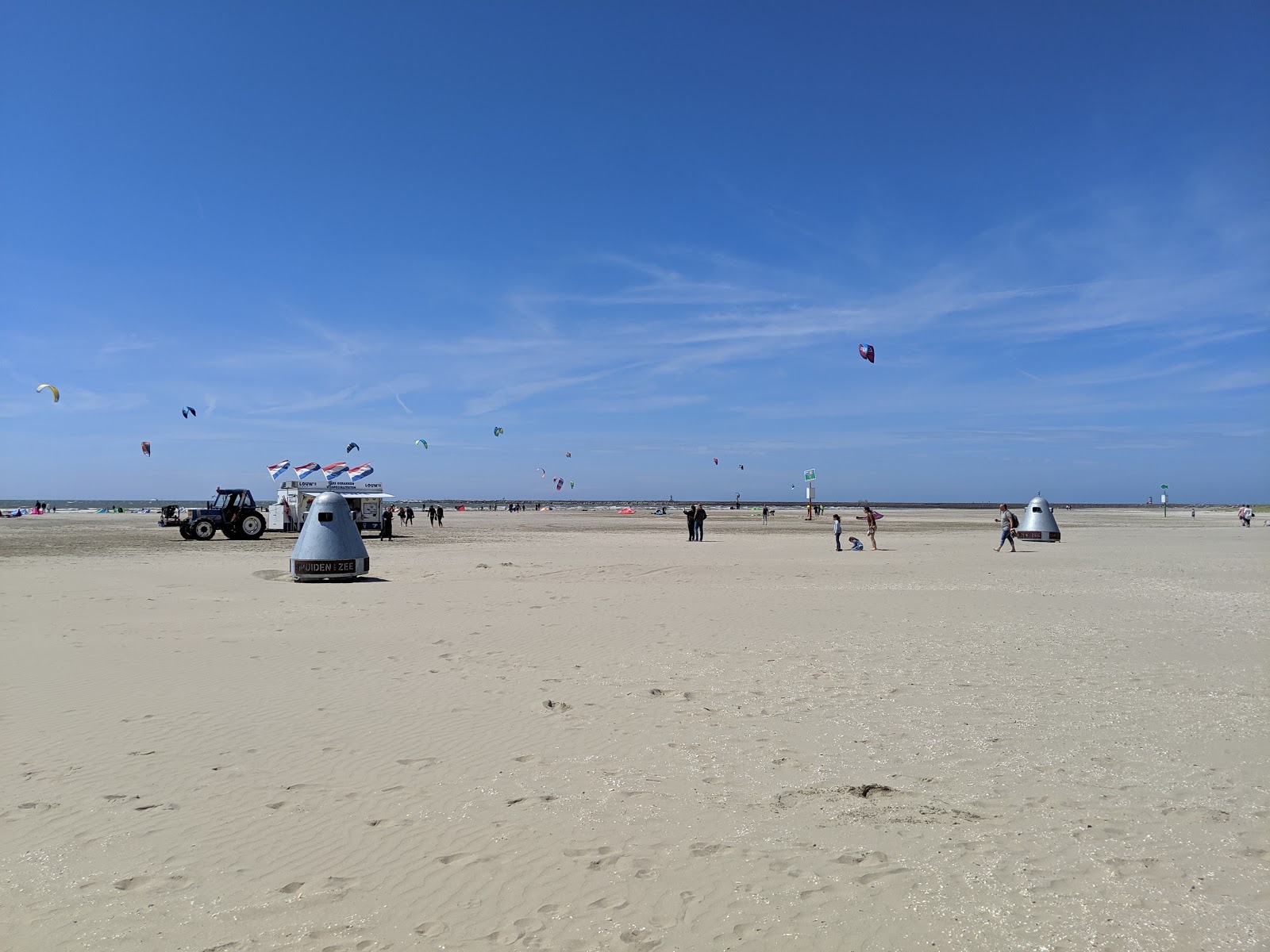 Fotografie cu Plaja IJmuiden cu nivelul de curățenie înalt