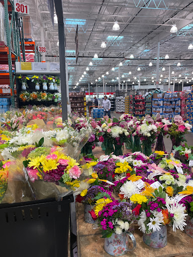 Warehouse store «Costco Wholesale», reviews and photos, 1500 Fitzgerald Ct, Lexington, KY 40509, USA