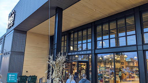 Camping Store «REI», reviews and photos, 2450 Charleston Rd, Mountain View, CA 94043, USA
