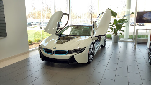 Used Car Dealer «Fields BMW Northfield», reviews and photos, 700 West Frontage Road, Northfield, IL 60093, USA