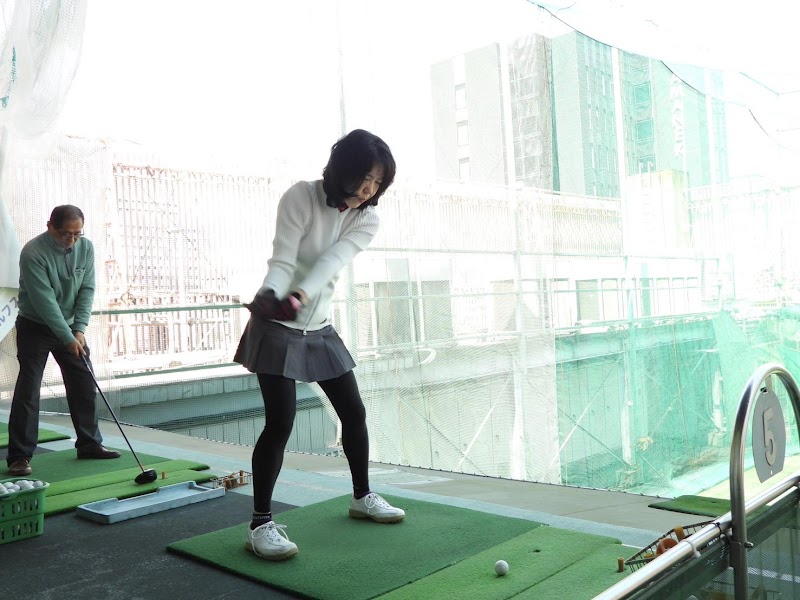 新宿風林ゴルフ練習場