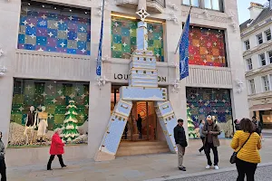 Louis Vuitton London New Bond Street image