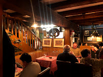 Atmosphère du Restaurant de spécialités alsaciennes Restaurant Au Relais de Riquewihr - n°20