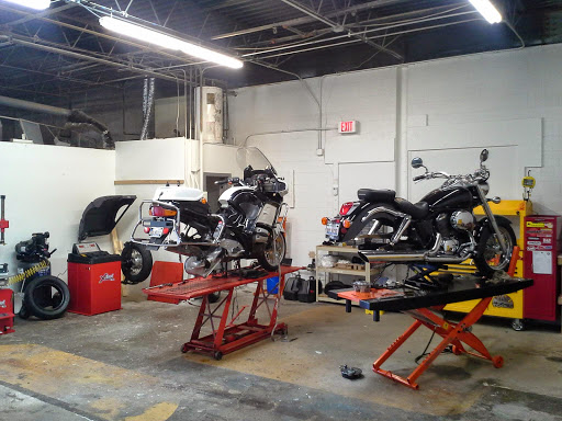 Motorcycle Shop «One Wheel Drive Chicago Inc», reviews and photos, 888 Tower Rd Unit M, Mundelein, IL 60060, USA