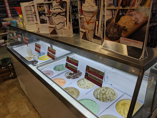 Book Store «Prime of Weirton (Weirton Book Company)», reviews and photos, 2200 Pennsylvania Ave, Weirton, WV 26062, USA