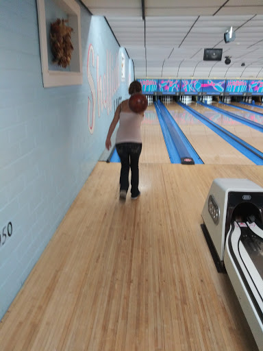 Bowling Alley «Sheffield Lanes», reviews and photos, 818 Raccoon St, Aliquippa, PA 15001, USA