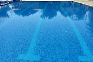 Olivia Swimming pool image