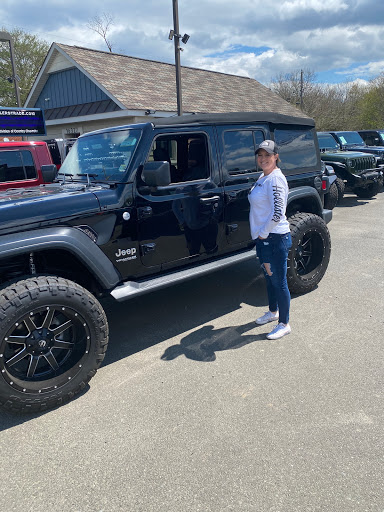 Car Dealer «Dealers Trade Outlet», reviews and photos, 16327 Lee Hwy, Gainesville, VA 20155, USA