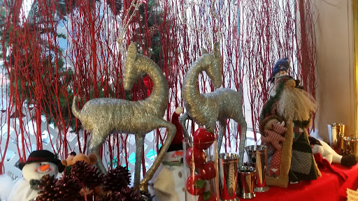 Florist «Manhasset Florist & Greenhouse», reviews and photos, 25 Orchard St, Manhasset, NY 11030, USA