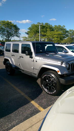 Car Dealer «Gurnee Chrysler Jeep Dodge Ram», reviews and photos, 7255 Grand Ave, Gurnee, IL 60031, USA