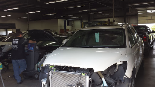 Auto Body Shop «Turks Collision Repair», reviews and photos, 508 Twin Rail Dr, Minooka, IL 60447, USA