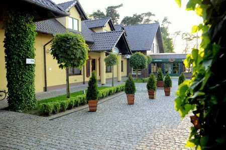 Hotel-Restauracja Wawrzyniak Perzyce 46, 63-760, Polska