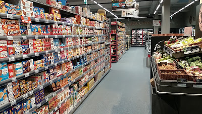 Supermarché Utile à Dagneux