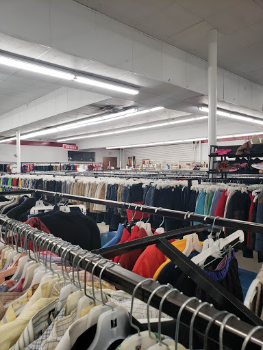 Thrift Store «Park Avenue Thrift», reviews and photos, 1021 Jesse Jewell Pkwy, Gainesville, GA 30501, USA