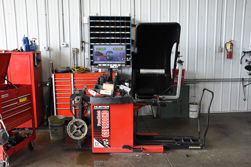 Auto Parts Store «ATC Auto Truck Center Inc», reviews and photos, 941 66th Ave SW, Cedar Rapids, IA 52404, USA