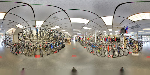 Sporting Goods Store «Brickwell Cycling & Multisports», reviews and photos, 3 Northern Blvd, Great Neck, NY 11021, USA