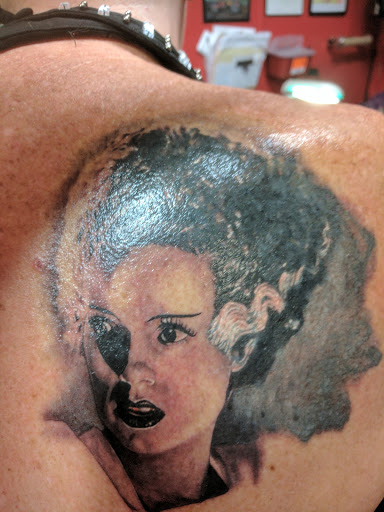 Tattoo Shop «Mr. Williams Tattoo Co.», reviews and photos, 216 E Main St, Tavares, FL 32778, USA