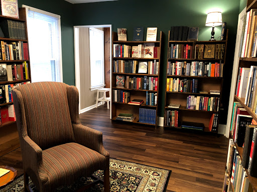 Used Book Store «Macaluso Thomas Used and Rare Books», reviews and photos, 130 S Union St, Kennett Square, PA 19348, USA