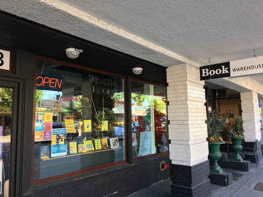 Book Warehouse Main St.