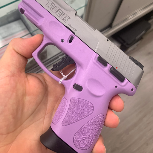 Gun Shop «South Dade Jewelry & Gun Exchange», reviews and photos, 20848 S Dixie Hwy, Miami, FL 33189, USA