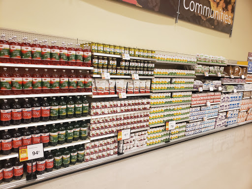 Grocery Store «Hannaford Supermarket», reviews and photos, 11 Milton Rd, Rochester, NH 03867, USA