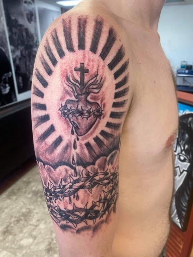 Explore golf tattoo ideas, creative tattoo ideas in Seymour, available at American Gypsy Tattoo Corp.