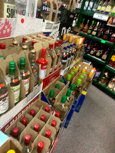 Liquor Store «Rialto Liquors», reviews and photos, 24 Mountain Mall Plaza, Monticello, NY 12701, USA